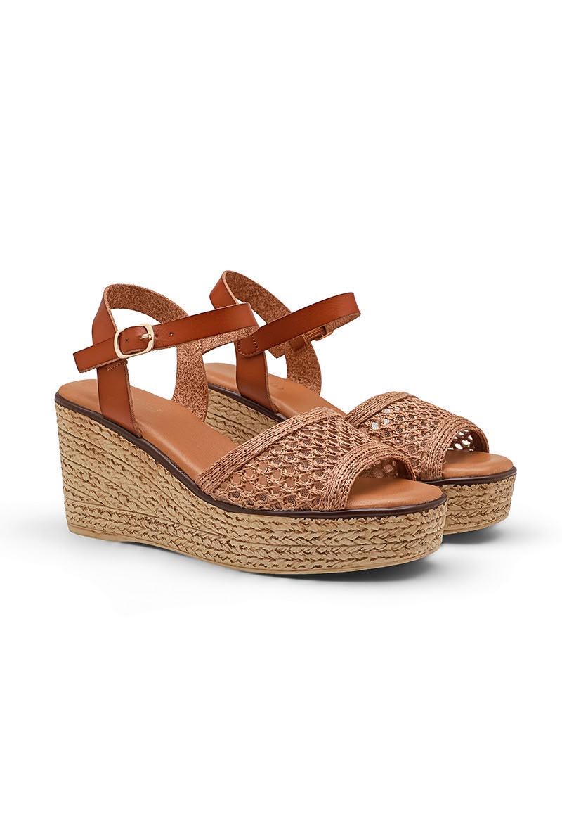 Sandales compensées camel à brides en maille tressée 8 cm — livraison Dakar, Sénégal
