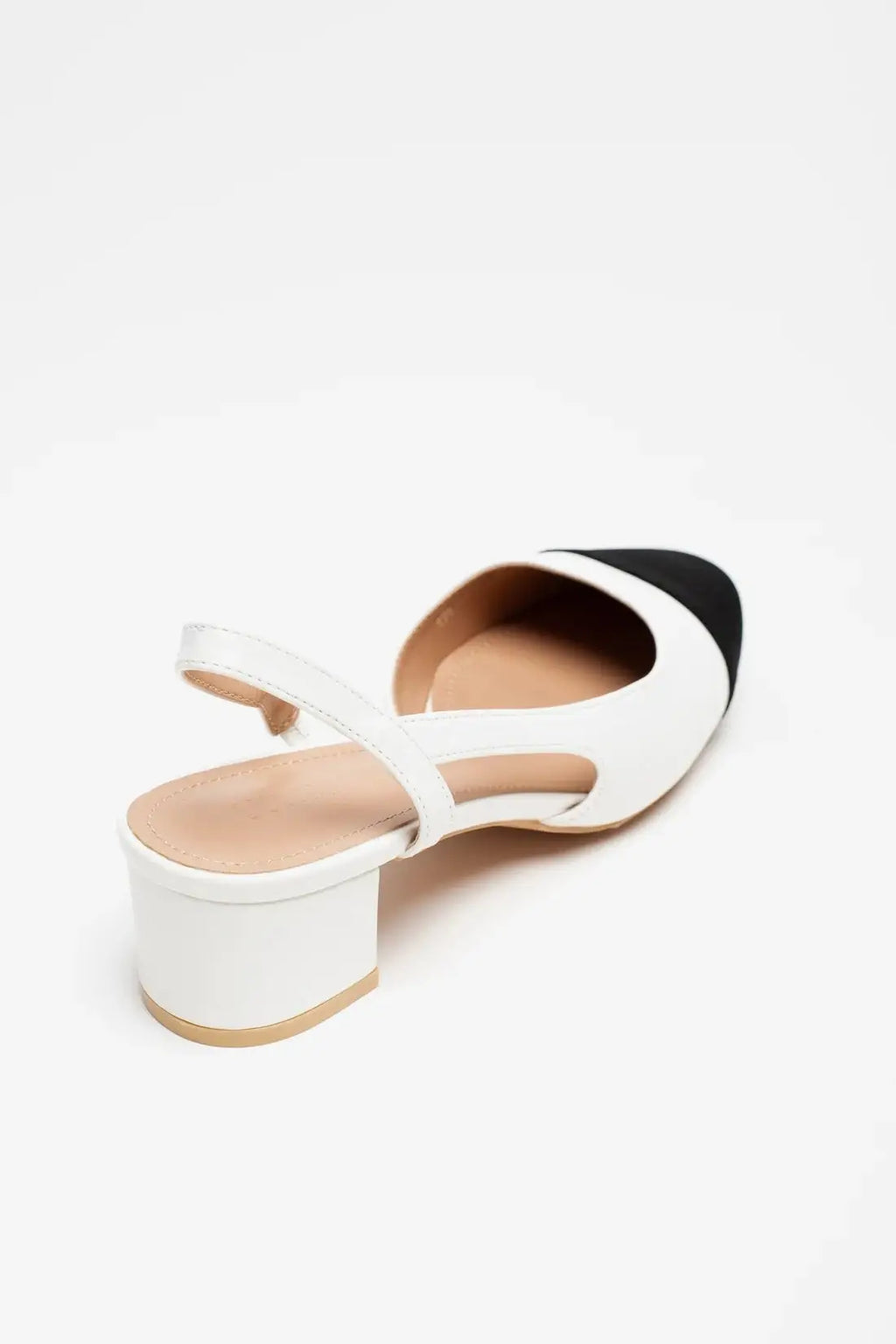 ESCARPINS À BRIDE - BLANC — chaussure femme disponible à Dakar, Sénégal